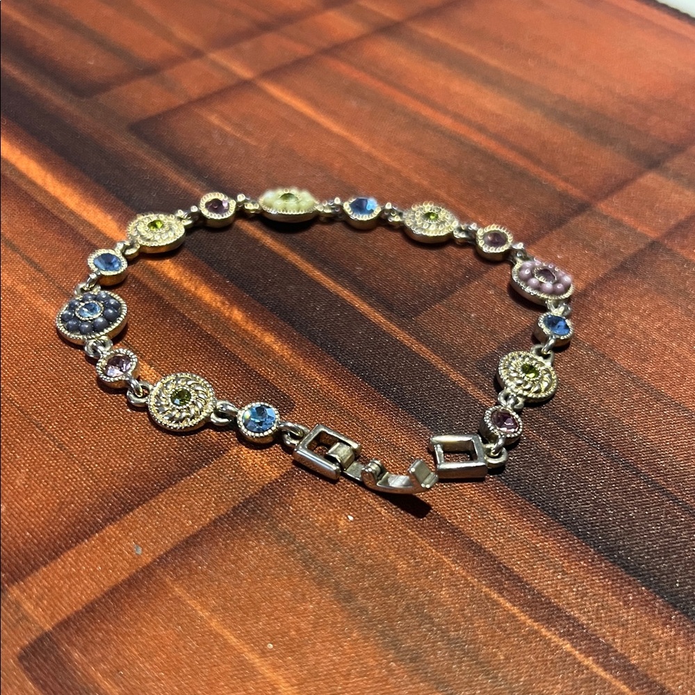 Elegant Gold and Silver Bracelet Set - Picture 2 of 3